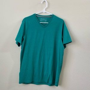 Green Mens V-Neck Eddie Bauer T-Shirt